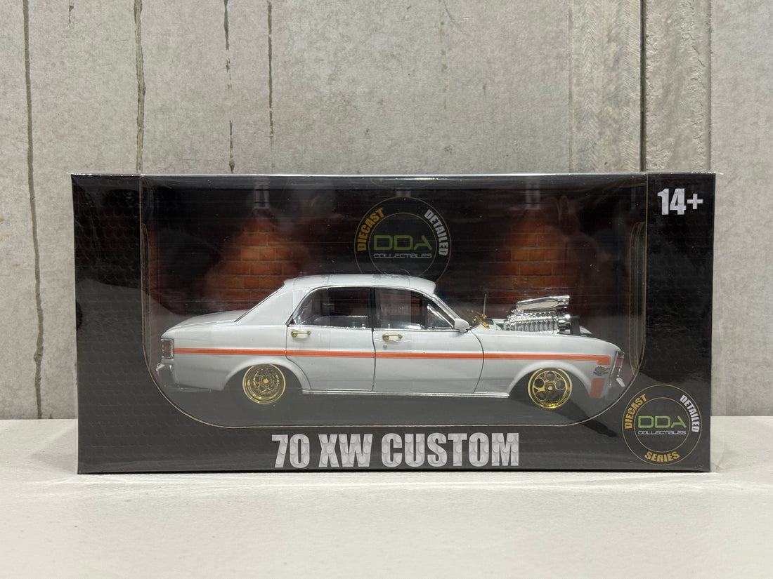 BLOWN 1970 XW CUSTOM - CHASE EDITION - 1:24 SCALE DIECAST MODEL - DDA