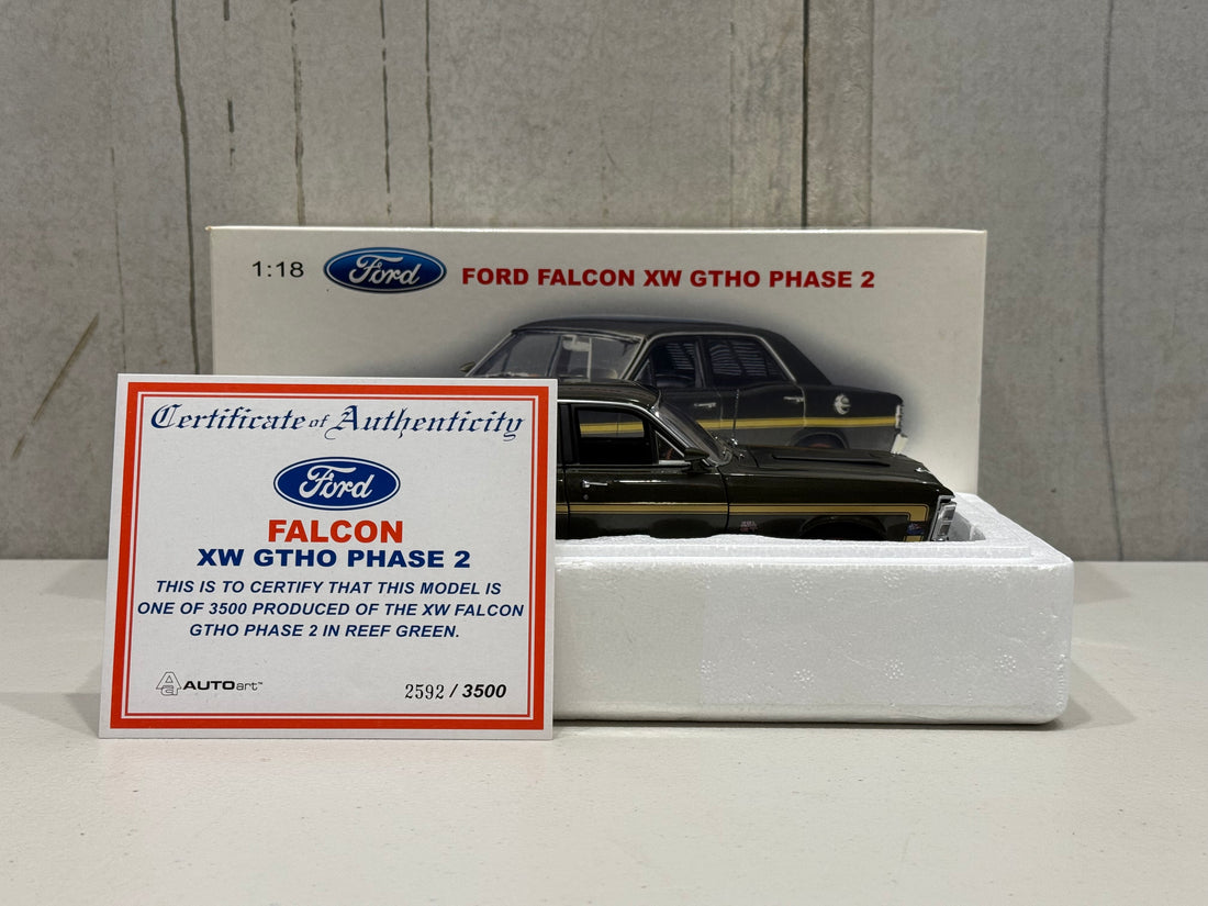 FORD XW FALCON GTHO PHASE 2 - REEF GREEN - 1:18 SCALE DIECAST MODEL - BIANTE/AUTOART