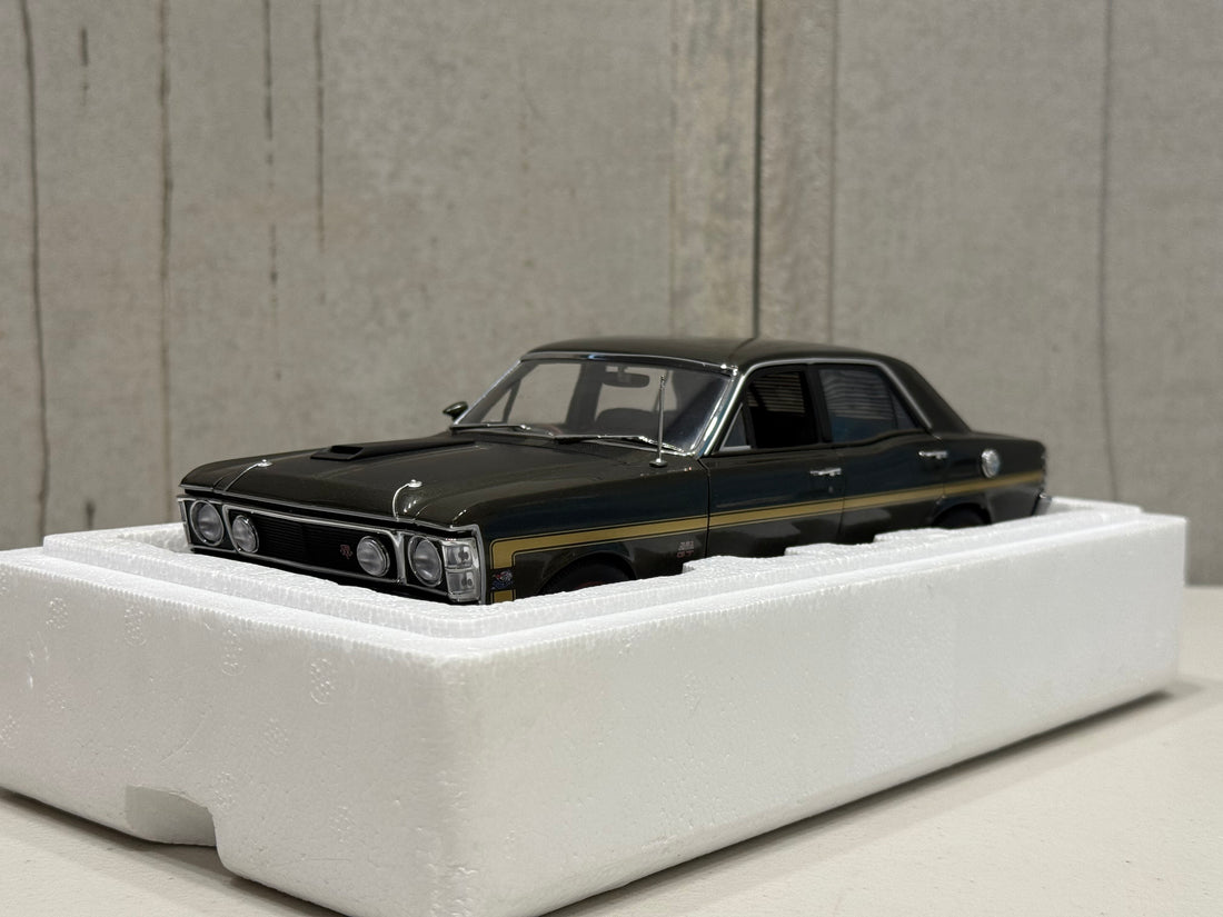 FORD XW FALCON GTHO PHASE 2 - REEF GREEN - 1:18 SCALE DIECAST MODEL - BIANTE/AUTOART