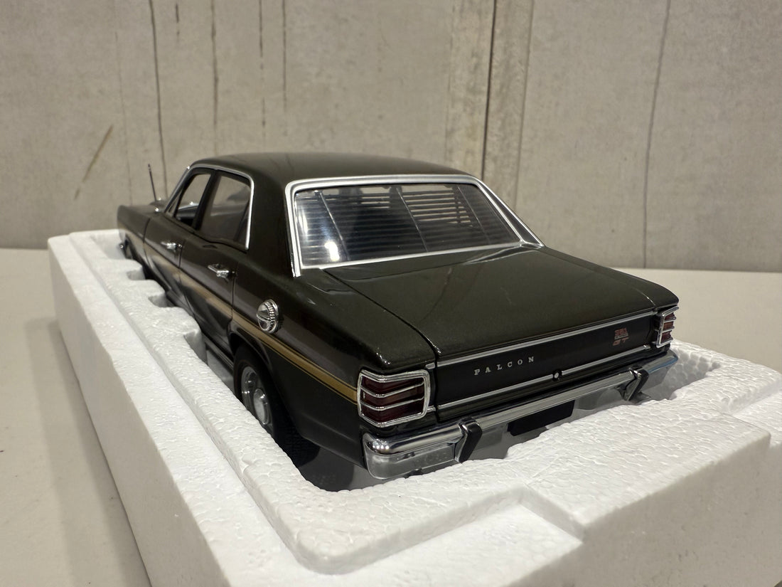 FORD XW FALCON GTHO PHASE 2 - REEF GREEN - 1:18 SCALE DIECAST MODEL - BIANTE/AUTOART