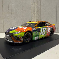 KYLE BUSCH 2021 M&M'S HALLOWEEN 1:24 SCALE ELITE DIECAST MODEL