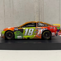 KYLE BUSCH 2021 M&M'S HALLOWEEN 1:24 SCALE ELITE DIECAST MODEL