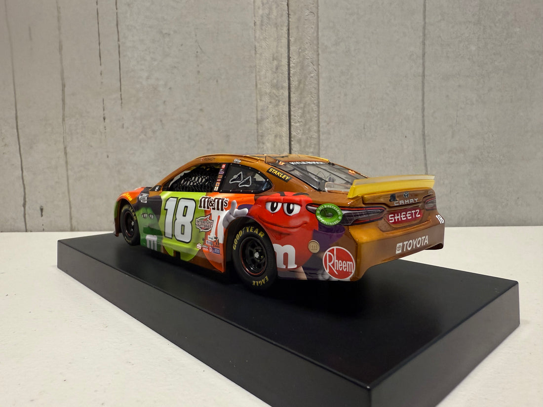 KYLE BUSCH 2021 M&M'S HALLOWEEN 1:24 SCALE ELITE DIECAST MODEL
