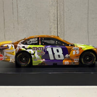 KYLE BUSCH 2021 M&M'S HALLOWEEN 1:24 SCALE ELITE DIECAST MODEL