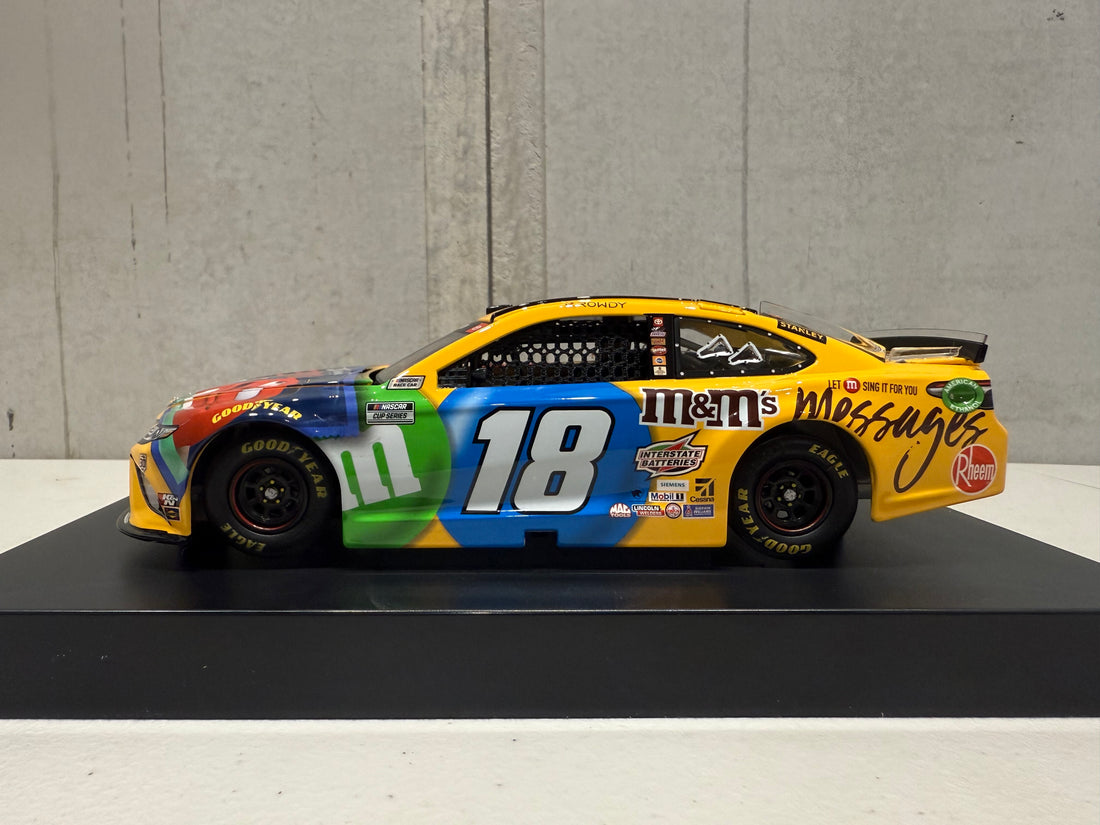 KYLE BUSCH 2021 M&M'S MESSAGES-AWESOME - 1:24 SCALE ELITE DIECAST MODEL