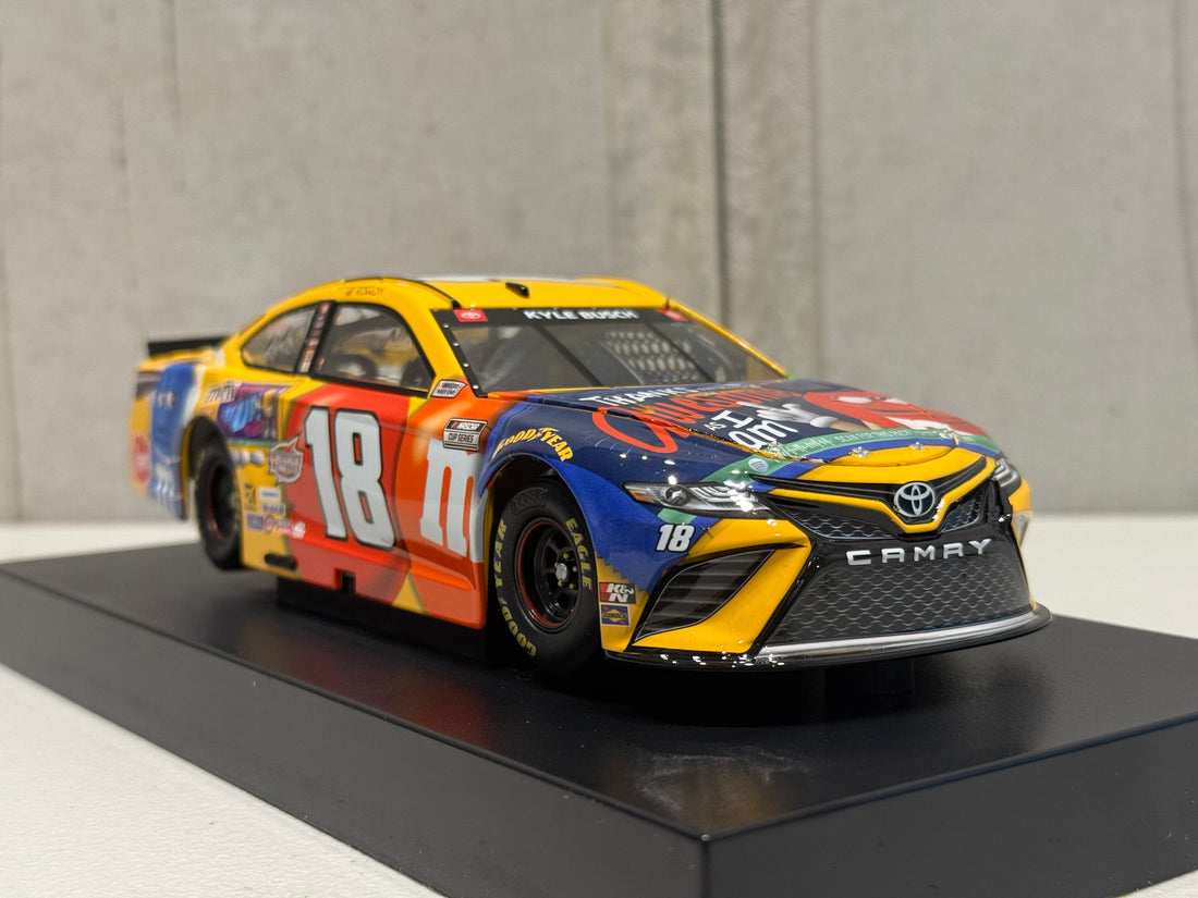 KYLE BUSCH 2021 M&M'S MESSAGES-AWESOME - 1:24 SCALE ELITE DIECAST MODEL