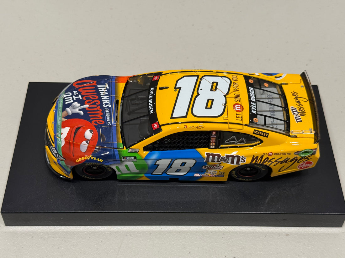KYLE BUSCH 2021 M&M'S MESSAGES-AWESOME - 1:24 SCALE ELITE DIECAST MODEL