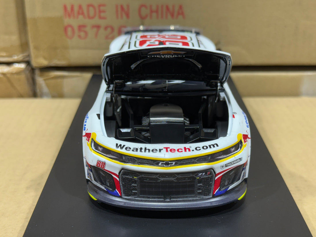 SHANE VAN GISBERGEN 2025 WEATHERTECH CHICAGO RACED WIN 1:24 SCALE AUTOGRAPHED ARC DIECAST