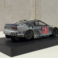 SHANE VAN GISBERGEN 2025 JOCKEY NEW ZEALAND 1:24 SCALE ELITE DIECAST