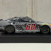 SHANE VAN GISBERGEN 2025 JOCKEY NEW ZEALAND 1:24 SCALE ELITE DIECAST