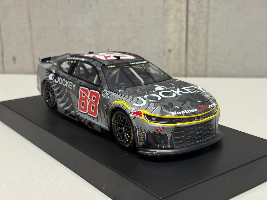 SHANE VAN GISBERGEN 2025 JOCKEY NEW ZEALAND 1:24 SCALE ELITE DIECAST