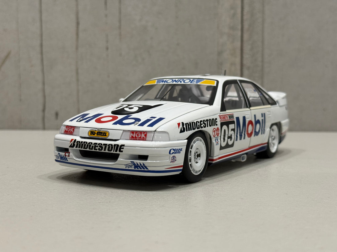 1991 PETER BROCK/ANDREW MIEDECKE - BATHURST 1000 - HOLDEN VN COMMODORE - 1:18 SCALE DIECAST MODEL - BIANTE