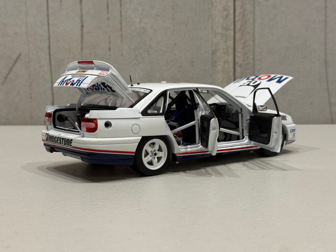 1991 PETER BROCK/ANDREW MIEDECKE - BATHURST 1000 - HOLDEN VN COMMODORE - 1:18 SCALE DIECAST MODEL - BIANTE