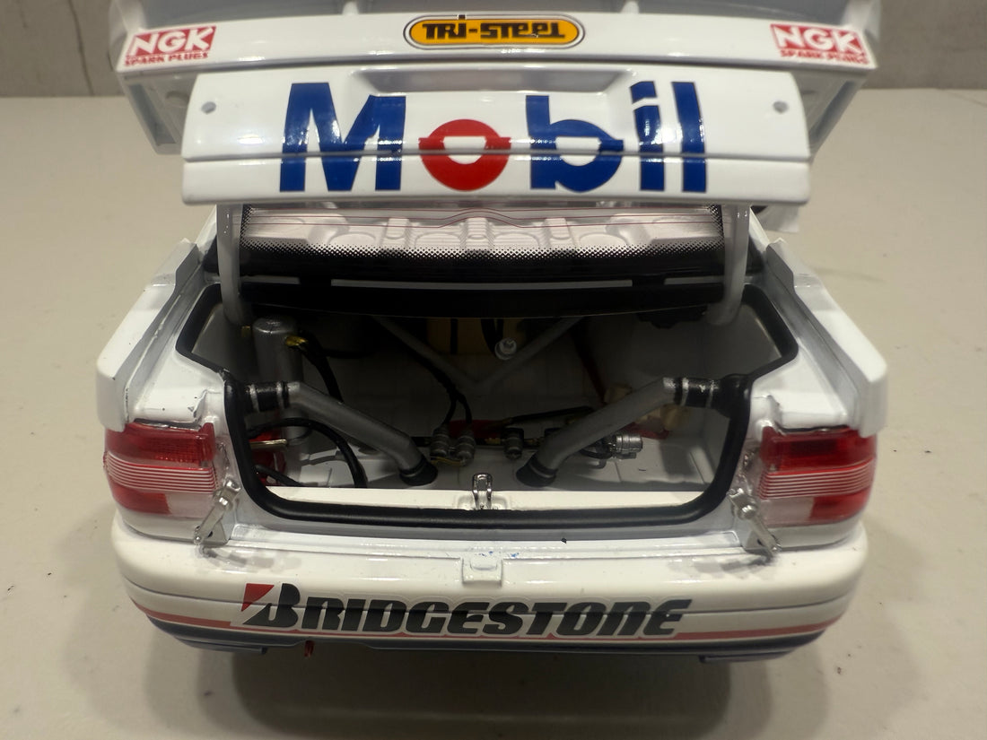1991 PETER BROCK/ANDREW MIEDECKE - BATHURST 1000 - HOLDEN VN COMMODORE - 1:18 SCALE DIECAST MODEL - BIANTE