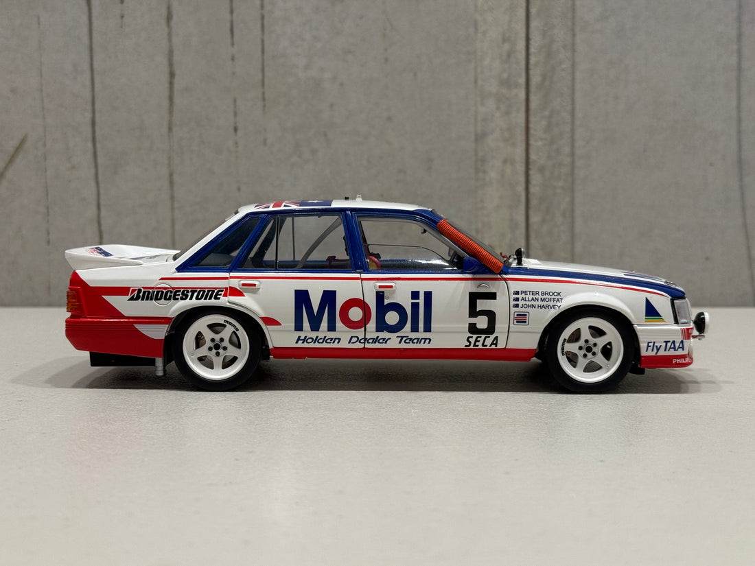 1986 ETCC SPA 24Hr - BROCK/MOFFAT/HARVEY - HOLDEN VK COMMODORE - 1:18 SCALE DIECAST MODEL - BIANTE