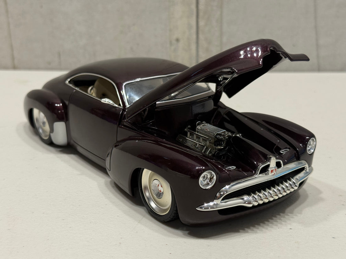 HOLDEN EFIJY - SOPARANO PURPLE V8 CONCEPT CAR - 1:18 SCALE DIECAST MODEL