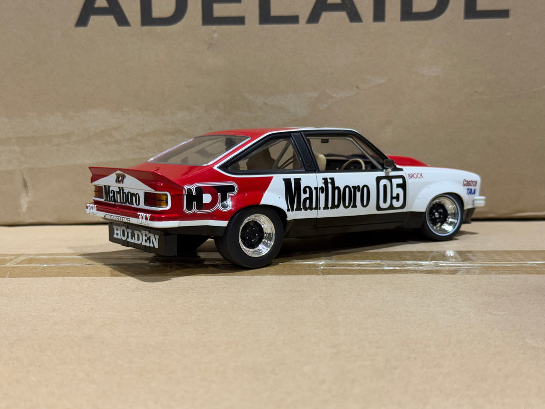 PETER BROCK - 1979 SANDOWN 400 WINNER - HOLDEN LX TORANA A9X - 1:18 SCALE DIECADT MODEL