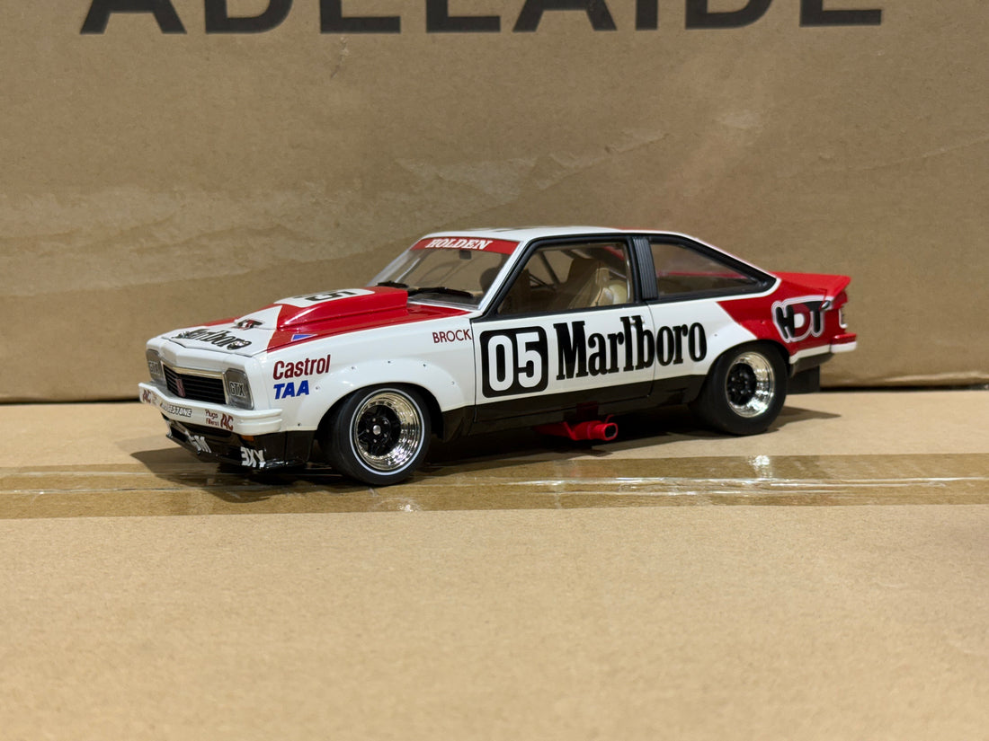 PETER BROCK - 1979 SANDOWN 400 WINNER - HOLDEN LX TORANA A9X - 1:18 SCALE DIECADT MODEL