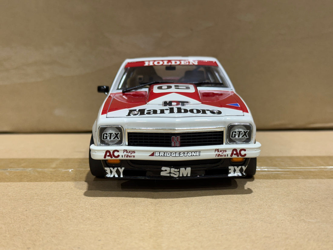 PETER BROCK - 1979 SANDOWN 400 WINNER - HOLDEN LX TORANA A9X - 1:18 SCALE DIECADT MODEL