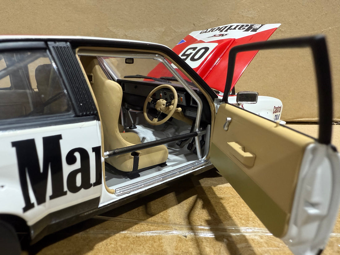 PETER BROCK - 1979 SANDOWN 400 WINNER - HOLDEN LX TORANA A9X - 1:18 SCALE DIECADT MODEL