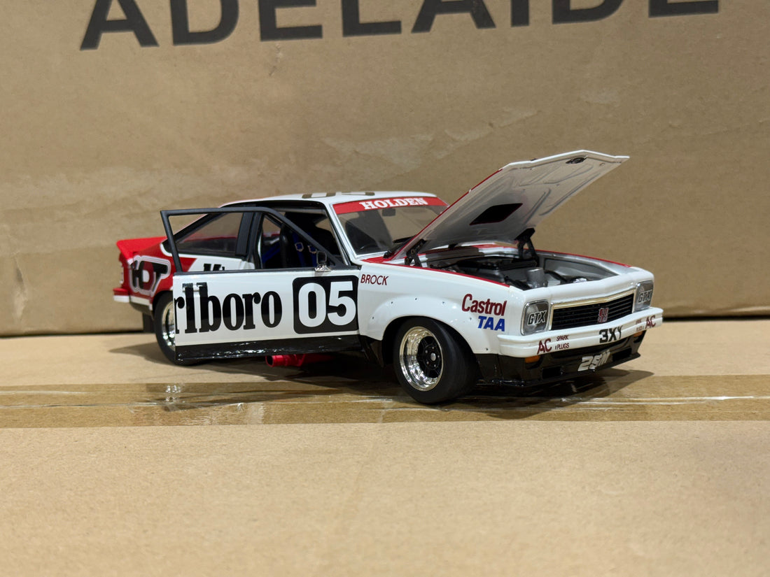 PETER BROCK - 1978 SANDOWN 400 WINNER - HOLDEN LX TORANA A9X - 1:18 SCALE DIECAST MODEL
