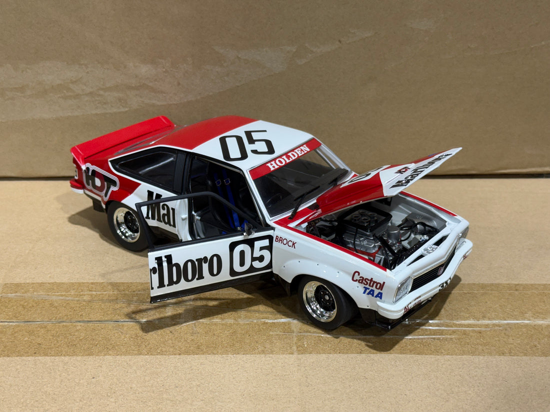 PETER BROCK - 1978 SANDOWN 400 WINNER - HOLDEN LX TORANA A9X - 1:18 SCALE DIECAST MODEL