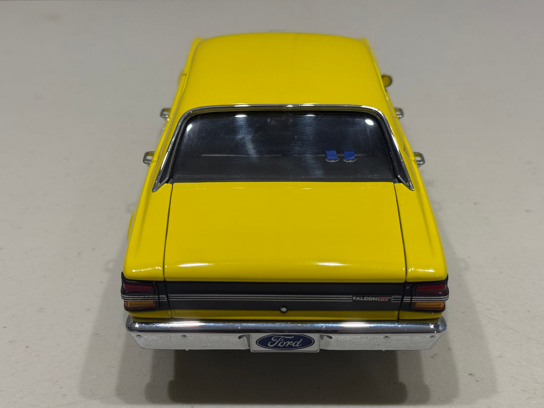 1972 GEOGHEGAN - GRACE BROS ORAN PARK - FORD XY GT-HO SUPER FALCON - 1:18 SCALE DIECAST MODEL