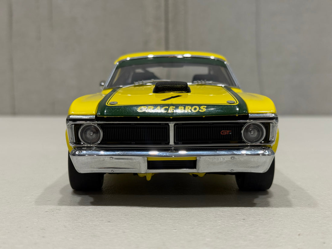 1972 GEOGHEGAN - GRACE BROS ORAN PARK - FORD XY GT-HO SUPER FALCON - 1:18 SCALE DIECAST MODEL