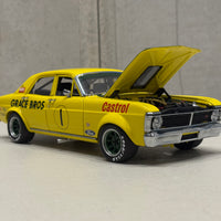 1972 GEOGHEGAN - GRACE BROS ORAN PARK - FORD XY GT-HO SUPER FALCON - 1:18 SCALE DIECAST MODEL