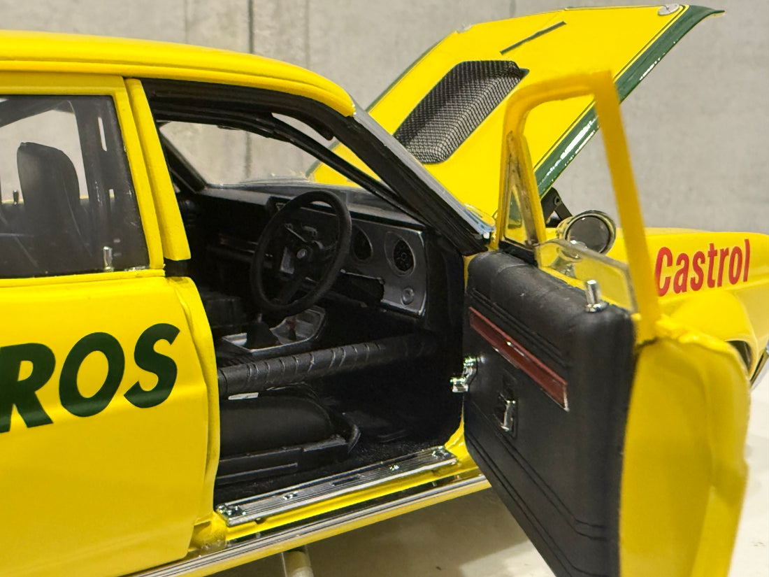 1972 GEOGHEGAN - GRACE BROS ORAN PARK - FORD XY GT-HO SUPER FALCON - 1:18 SCALE DIECAST MODEL