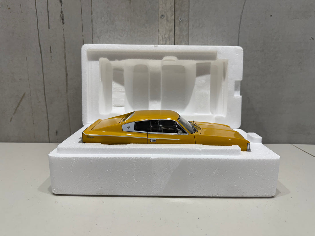 1972 CHRYSLER CHARGER 770 SE - SUNFIRE METALLIC - 1:18 SCALE DIECAST MODEL