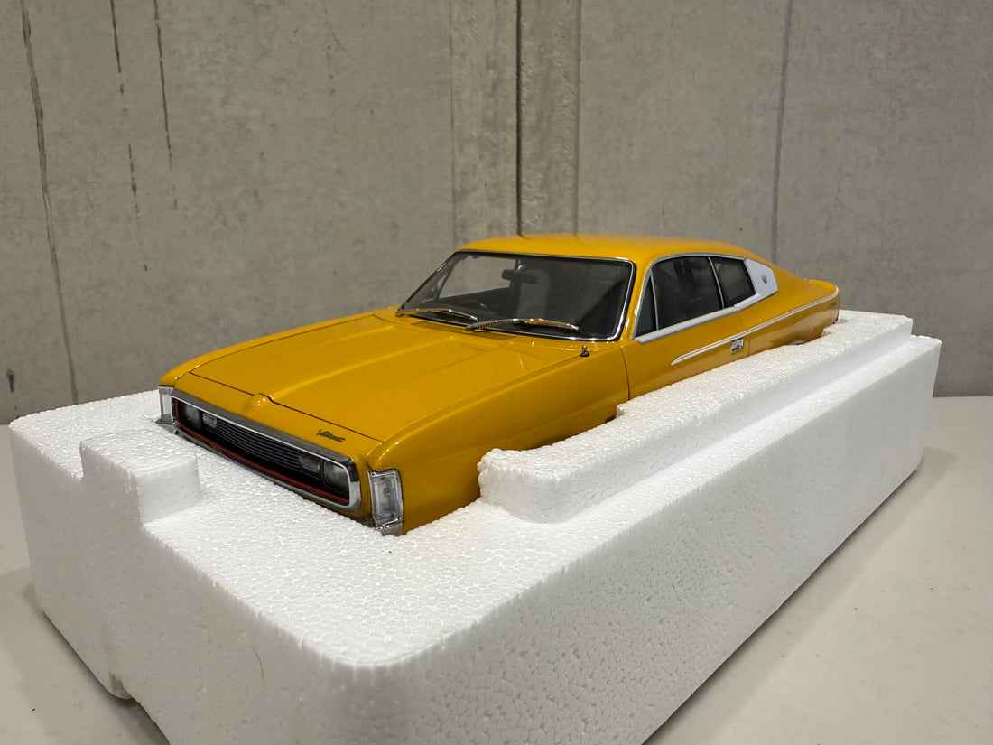 1972 CHRYSLER CHARGER 770 SE - SUNFIRE METALLIC - 1:18 SCALE DIECAST MODEL
