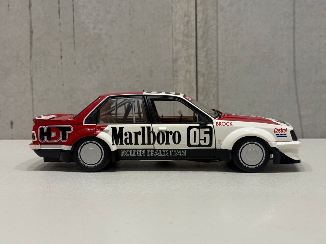 PETER BROCK - HOLDEN VC COMMODORE - 1981 AUSTRALIAN TOURING CAR CHAMPIONSHIP RUNNER-UP - 1:18 SCALE DIECAST MODEL