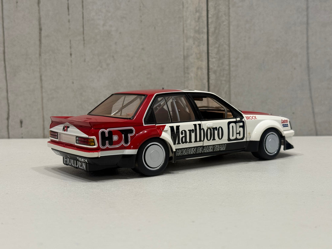PETER BROCK - HOLDEN VC COMMODORE - 1981 AUSTRALIAN TOURING CAR CHAMPIONSHIP RUNNER-UP - 1:18 SCALE DIECAST MODEL