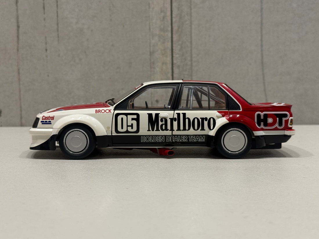 PETER BROCK - HOLDEN VC COMMODORE - 1981 AUSTRALIAN TOURING CAR CHAMPIONSHIP RUNNER-UP - 1:18 SCALE DIECAST MODEL