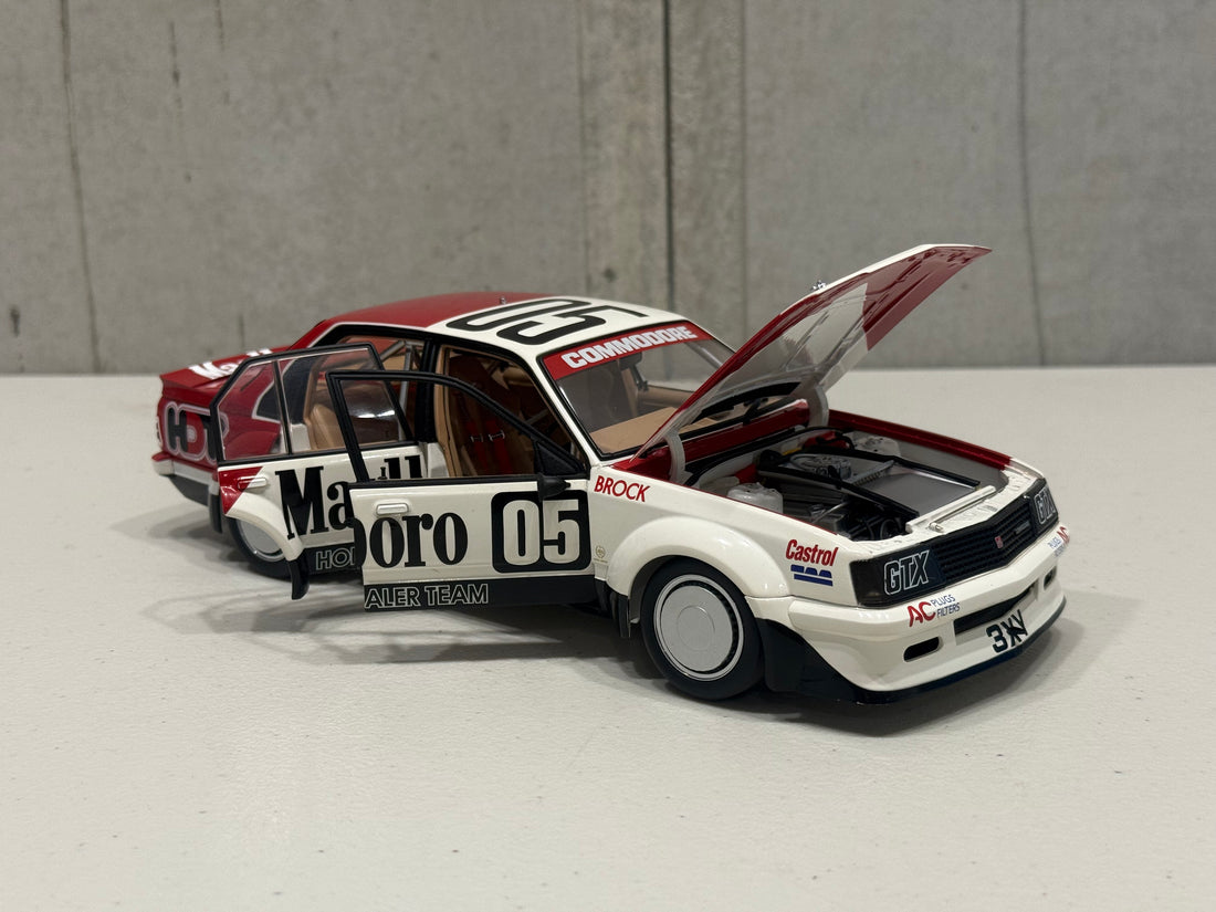 PETER BROCK - HOLDEN VC COMMODORE - 1981 AUSTRALIAN TOURING CAR CHAMPIONSHIP RUNNER-UP - 1:18 SCALE DIECAST MODEL