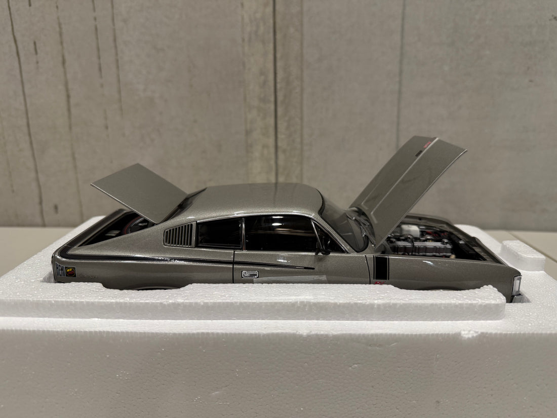 CHRYSLER CHARGER E49 - SILVER - 1:18 SCALE DIECAST MODEL - AUTOart