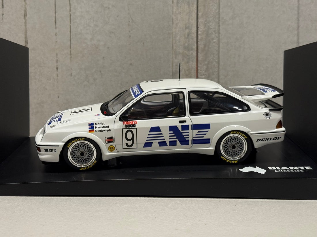 FORD SEIRRA RS500 - TOOHEYS 1000 - MOFFAT/HANSFORD/HIEDZWIEDZ BATHURST 1988 - 1:18 SCALE DIECAST MODEL - AUTOart