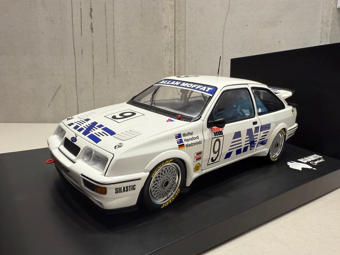 FORD SEIRRA RS500 - TOOHEYS 1000 - MOFFAT/HANSFORD/HIEDZWIEDZ BATHURST 1988 - 1:18 SCALE DIECAST MODEL - AUTOart
