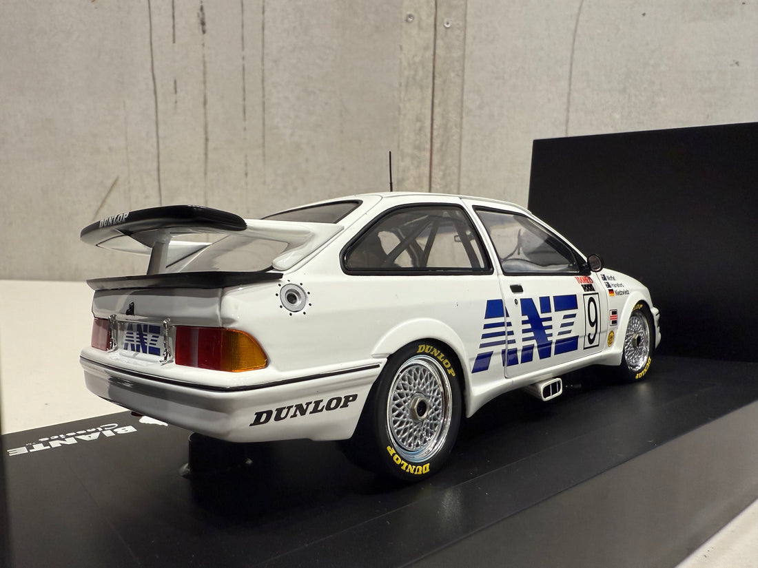 FORD SEIRRA RS500 - TOOHEYS 1000 - MOFFAT/HANSFORD/HIEDZWIEDZ BATHURST 1988 - 1:18 SCALE DIECAST MODEL - AUTOart