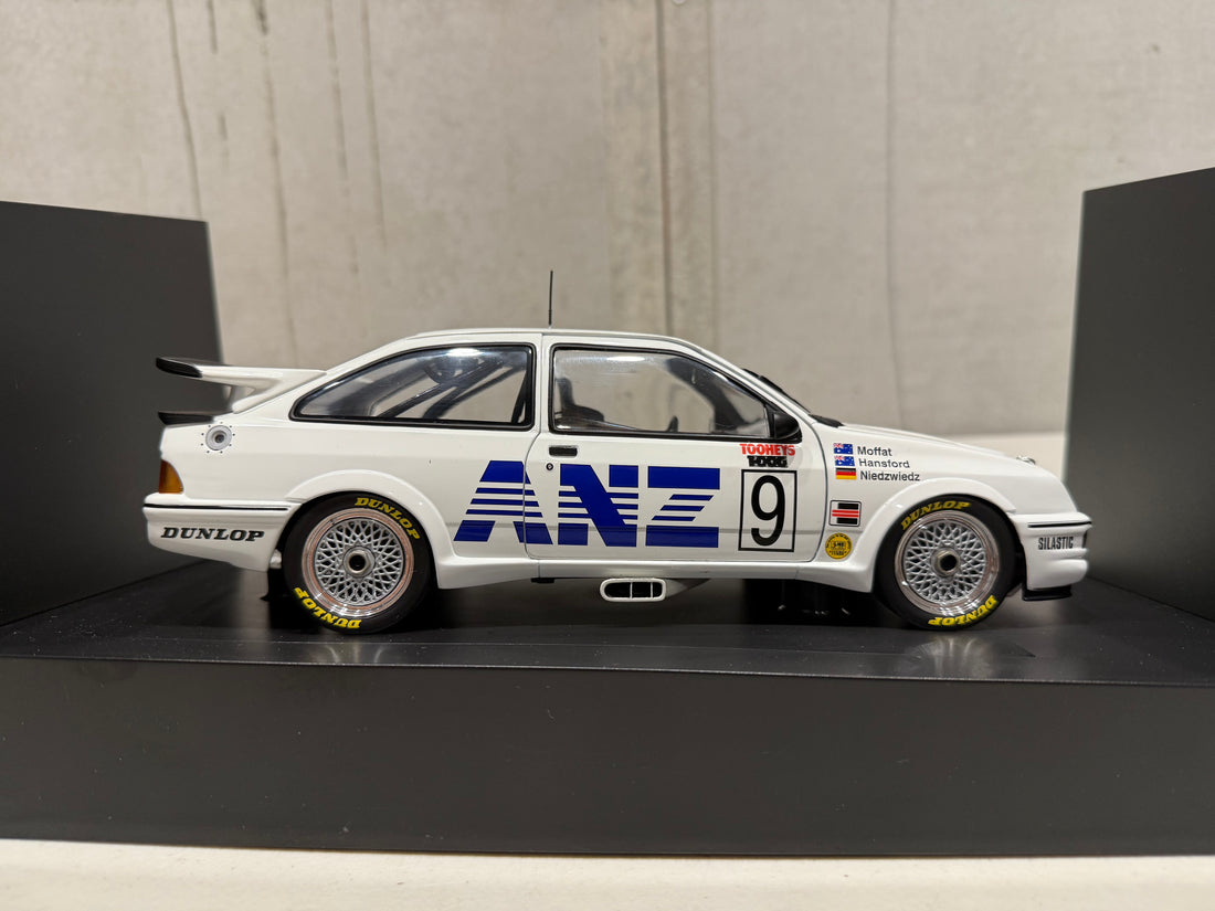 FORD SEIRRA RS500 - TOOHEYS 1000 - MOFFAT/HANSFORD/HIEDZWIEDZ BATHURST 1988 - 1:18 SCALE DIECAST MODEL - AUTOart
