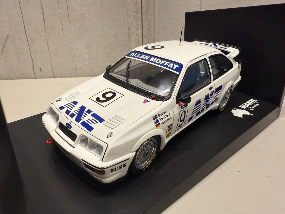 FORD SEIRRA RS500 - TOOHEYS 1000 - MOFFAT/HANSFORD/HIEDZWIEDZ BATHURST 1988 - 1:18 SCALE DIECAST MODEL - AUTOart