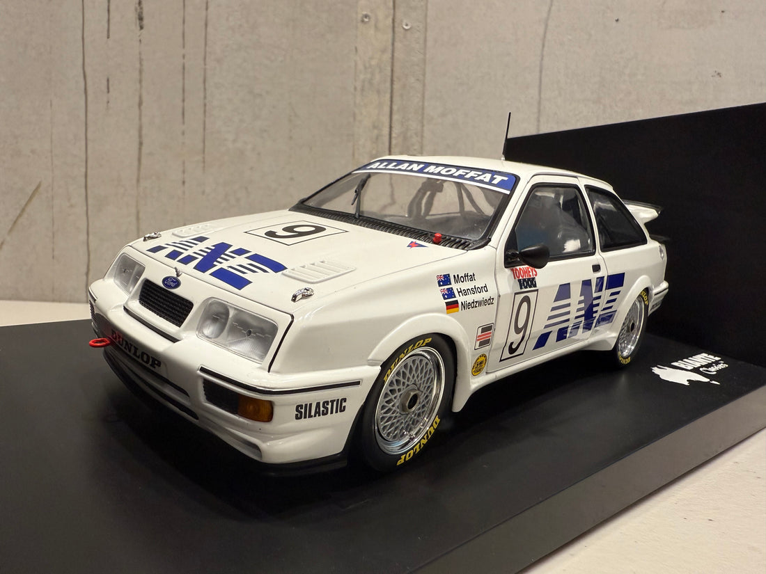 FORD SEIRRA RS500 - TOOHEYS 1000 - MOFFAT/HANSFORD/HIEDZWIEDZ BATHURST 1988 - 1:18 SCALE DIECAST MODEL - AUTOart