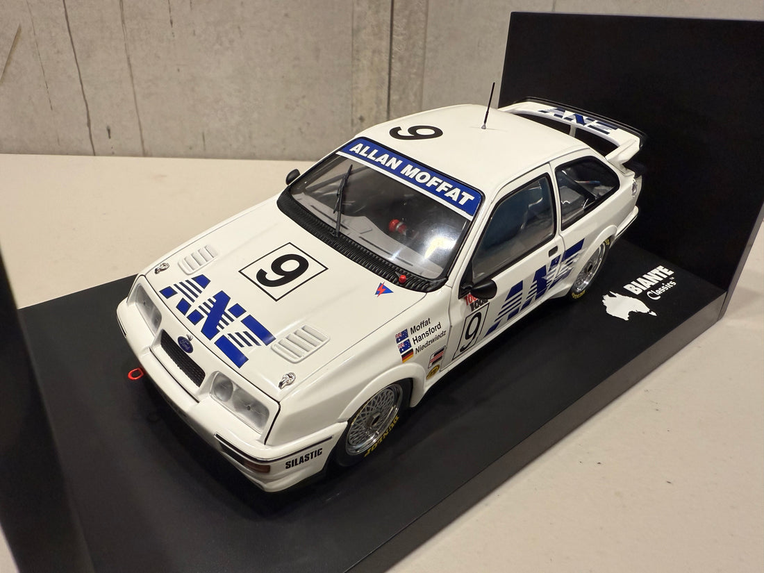 FORD SEIRRA RS500 - TOOHEYS 1000 - MOFFAT/HANSFORD/HIEDZWIEDZ BATHURST 1988 - 1:18 SCALE DIECAST MODEL - AUTOart