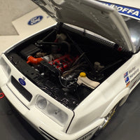 FORD SEIRRA RS500 - TOOHEYS 1000 - MOFFAT/HANSFORD/HIEDZWIEDZ BATHURST 1988 - 1:18 SCALE DIECAST MODEL - AUTOart