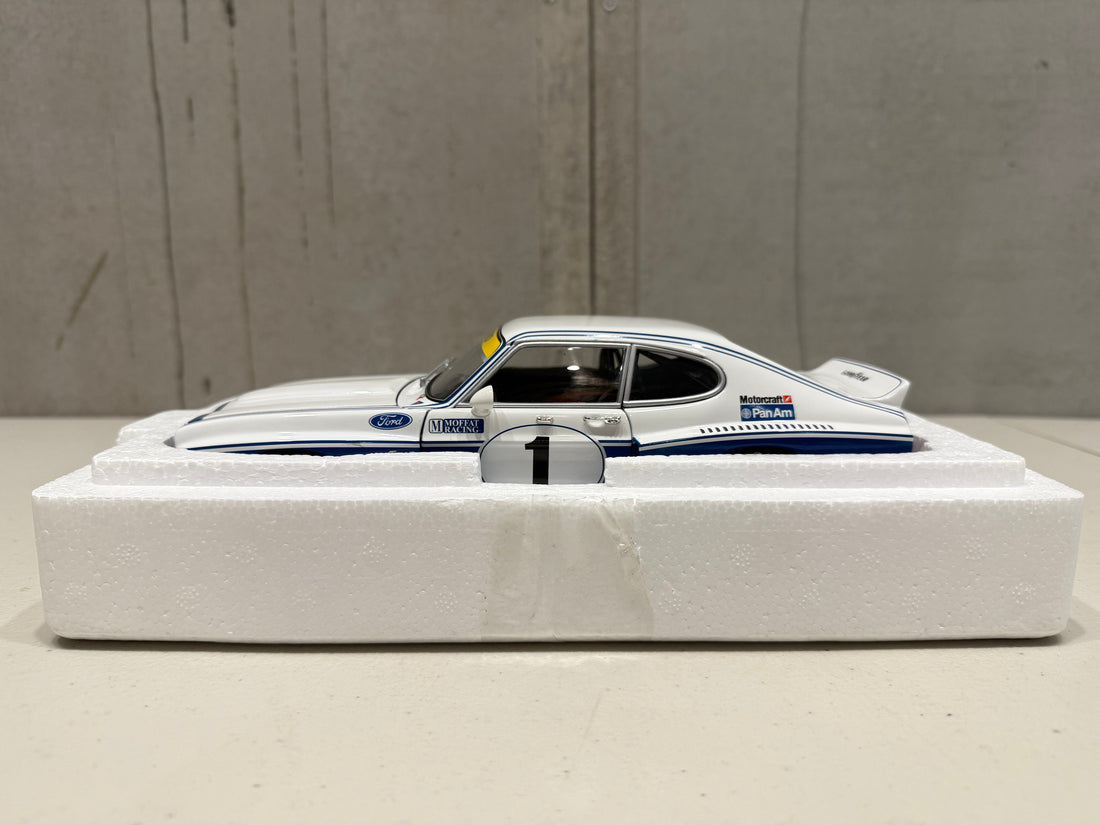 1975 ALLAN MOFFAT - FORD CAPRI RS 3100 - AUSTRALIAN SPORTS SEDAN - 1:18 SCALE DIECAST MODEL - AUTOart