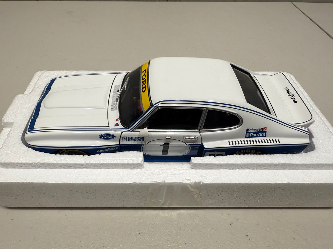 1975 ALLAN MOFFAT - FORD CAPRI RS 3100 - AUSTRALIAN SPORTS SEDAN - 1:18 SCALE DIECAST MODEL - AUTOart