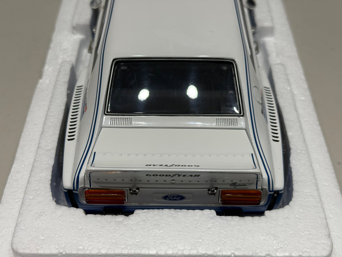 1975 ALLAN MOFFAT - FORD CAPRI RS 3100 - AUSTRALIAN SPORTS SEDAN - 1:18 SCALE DIECAST MODEL - AUTOart