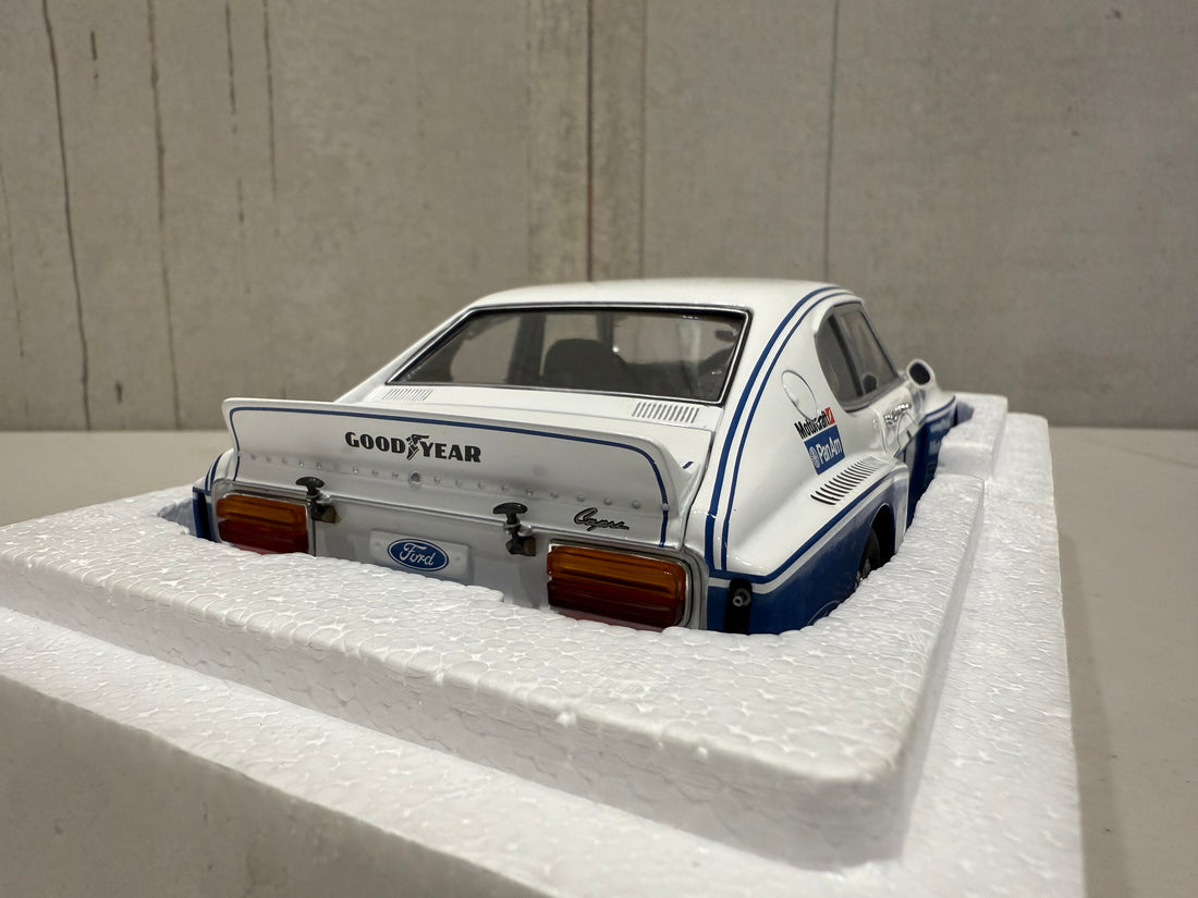 1975 ALLAN MOFFAT - FORD CAPRI RS 3100 - AUSTRALIAN SPORTS SEDAN - 1:18 SCALE DIECAST MODEL - AUTOart