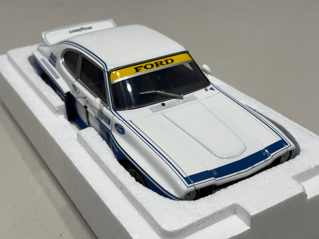 1975 ALLAN MOFFAT - FORD CAPRI RS 3100 - AUSTRALIAN SPORTS SEDAN - 1:18 SCALE DIECAST MODEL - AUTOart